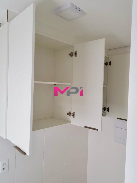 Apartamento para alugar com 3 quartos, 78m² - Foto 11