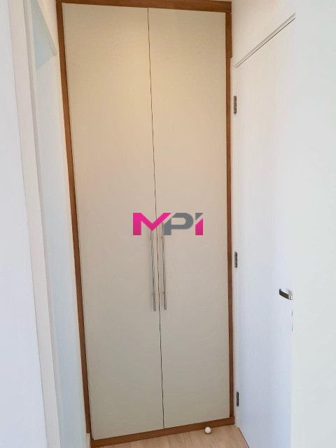 Apartamento para alugar com 3 quartos, 78m² - Foto 12