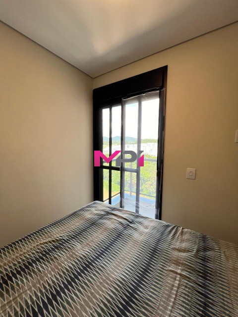 Apartamento à venda com 2 quartos, 64m² - Foto 12