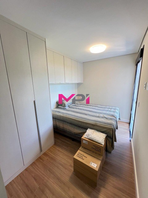 Apartamento à venda com 2 quartos, 64m² - Foto 13
