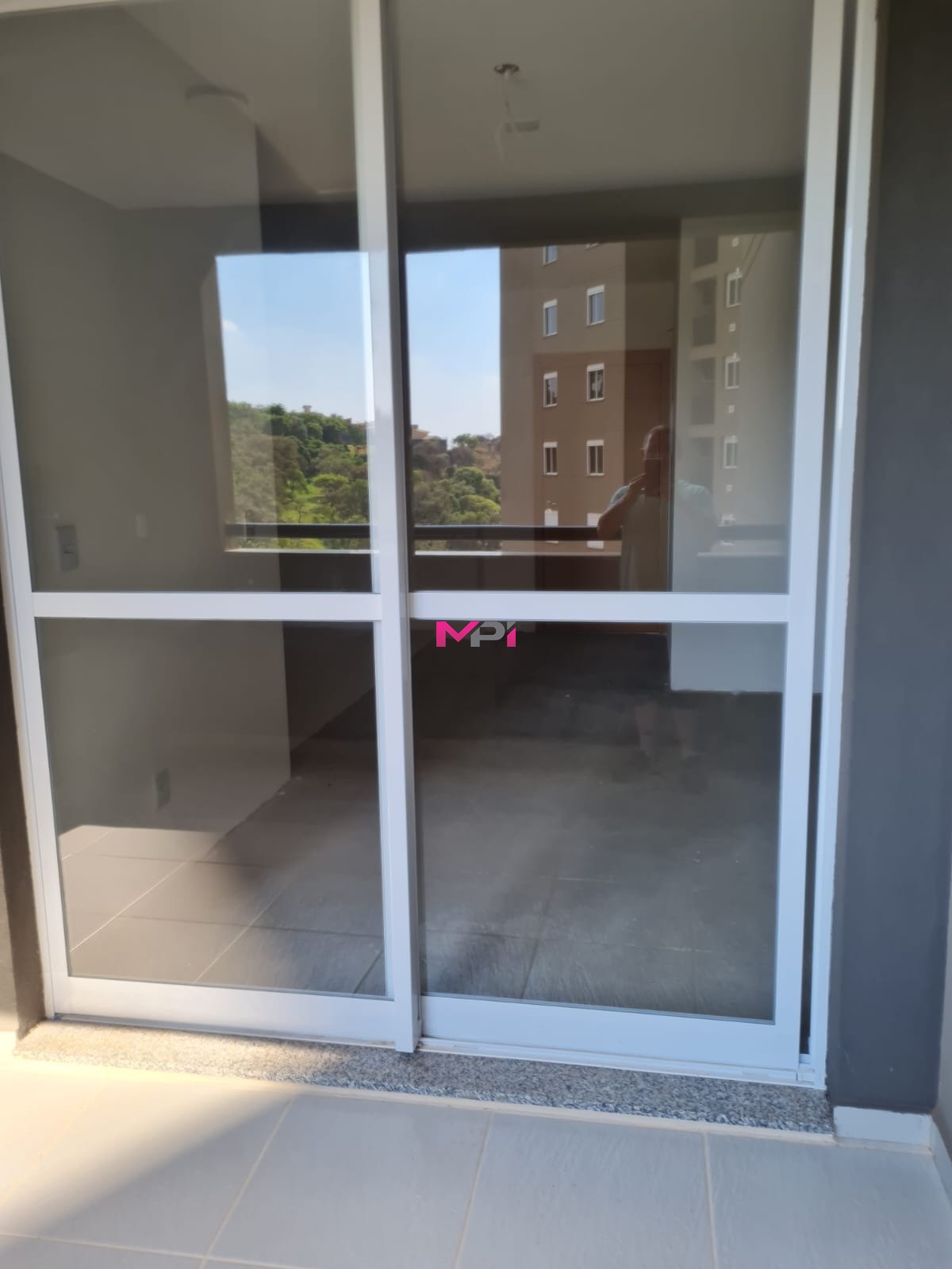 Apartamento à venda com 3 quartos, 98m² - Foto 7