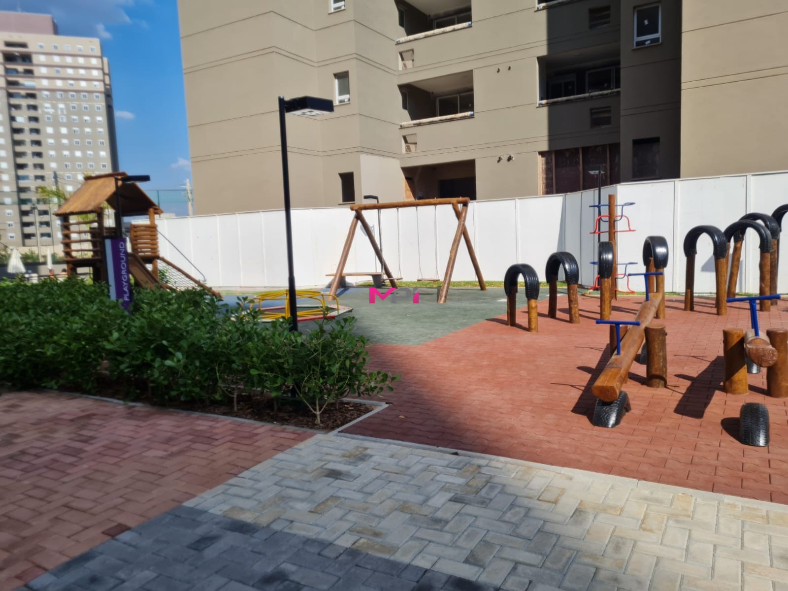 Apartamento à venda com 3 quartos, 98m² - Foto 31