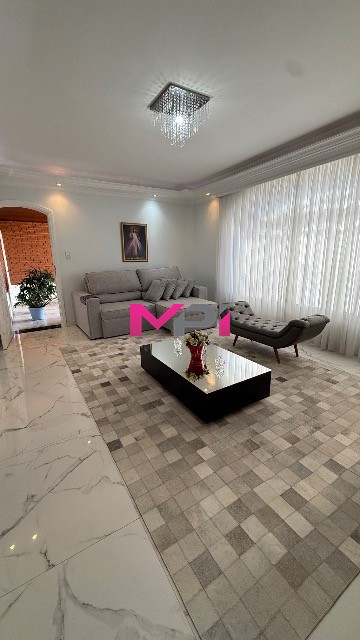Casa para alugar com 3 quartos, 183m² - Foto 2