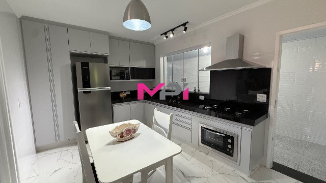 Casa para alugar com 3 quartos, 183m² - Foto 8