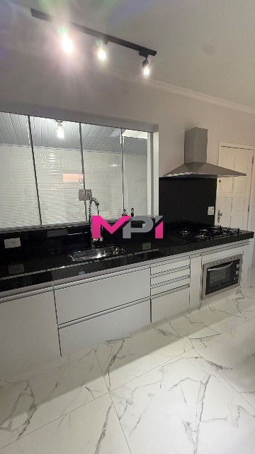 Casa para alugar com 3 quartos, 183m² - Foto 10
