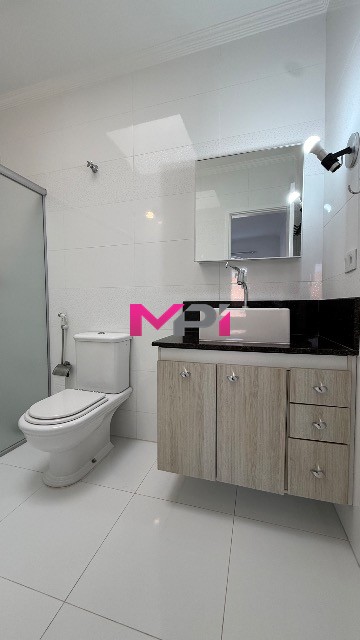 Casa para alugar com 3 quartos, 183m² - Foto 27