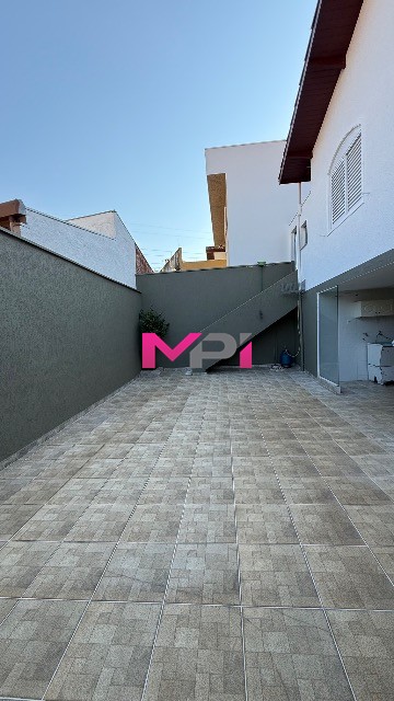 Casa para alugar com 3 quartos, 183m² - Foto 33