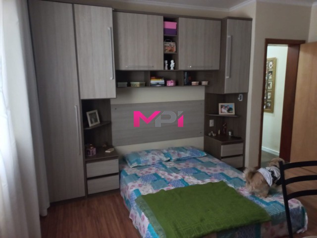 Casa à venda com 3 quartos, 214m² - Foto 15