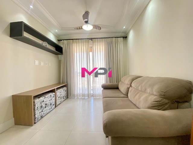 Apartamento à venda com 3 quartos, 72m² - Foto 2
