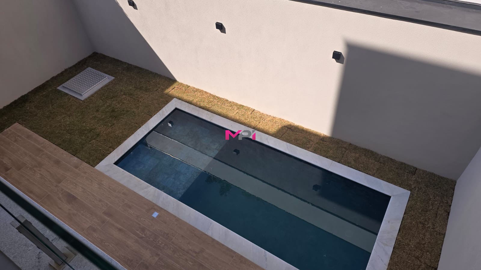 Casa de Condomínio à venda com 3 quartos, 242m² - Foto 6