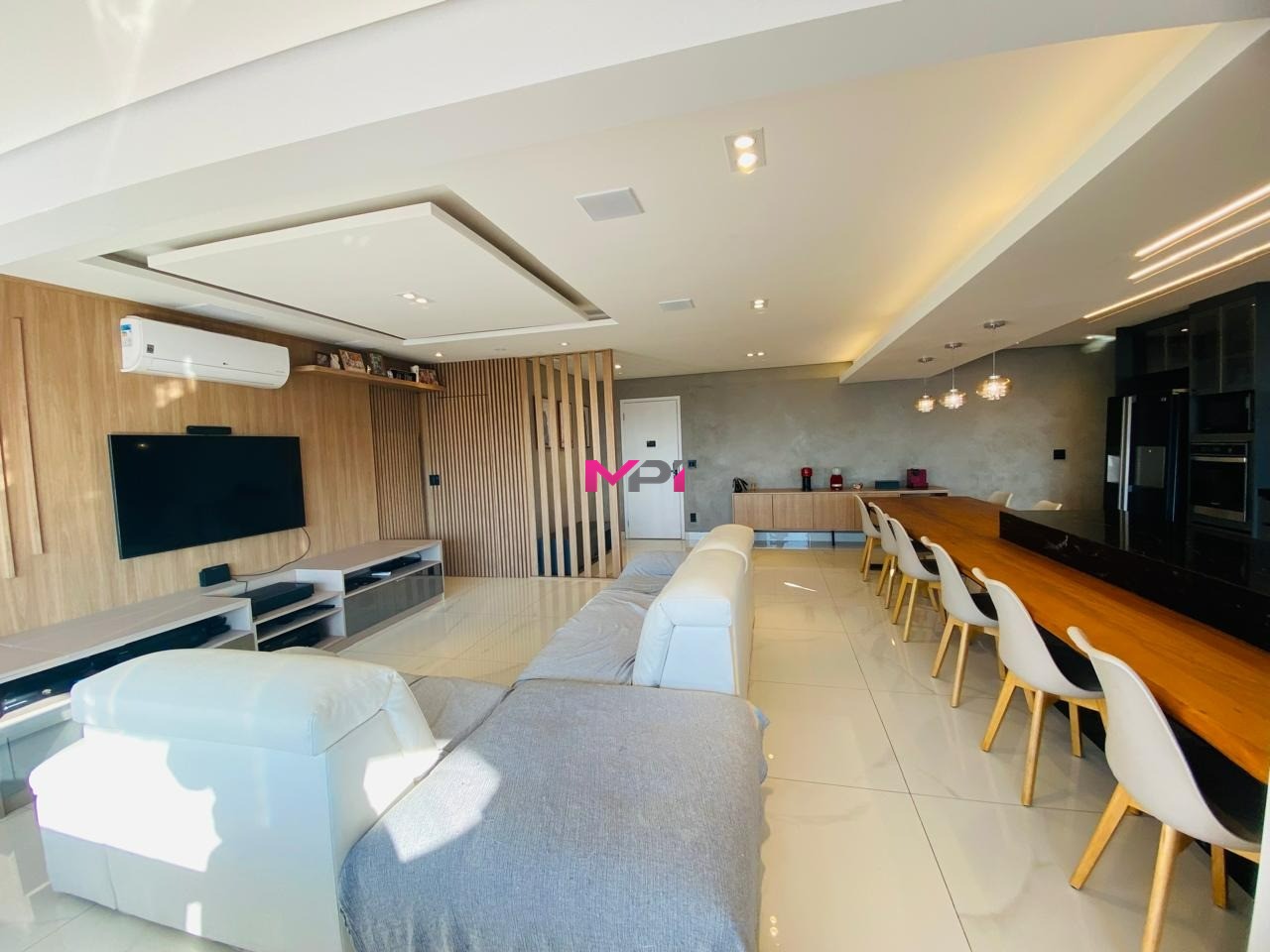 Apartamento à venda com 3 quartos, 166m² - Foto 14