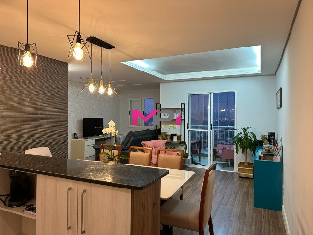 Apartamento à venda com 2 quartos, 83m² - Foto 1