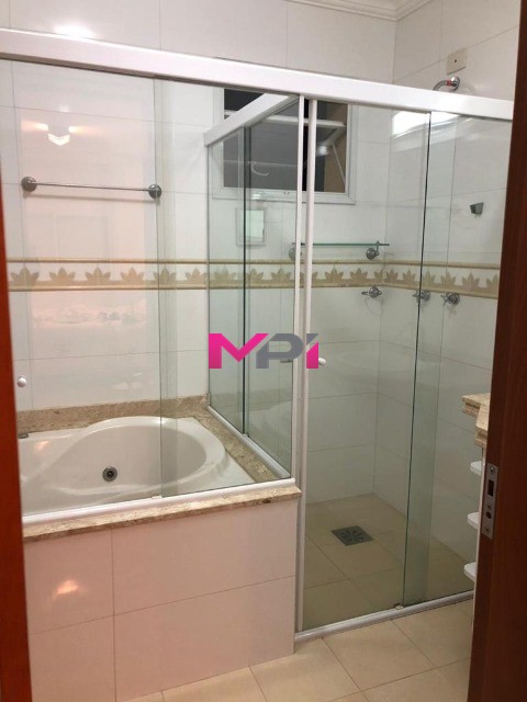 Apartamento à venda com 3 quartos, 184m² - Foto 33