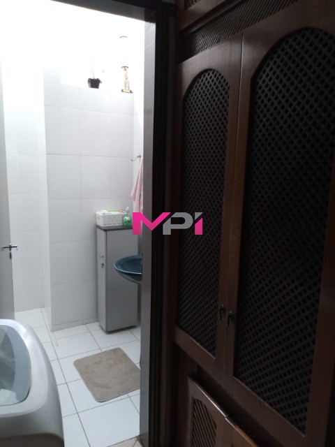 Casa à venda com 3 quartos, 109m² - Foto 11
