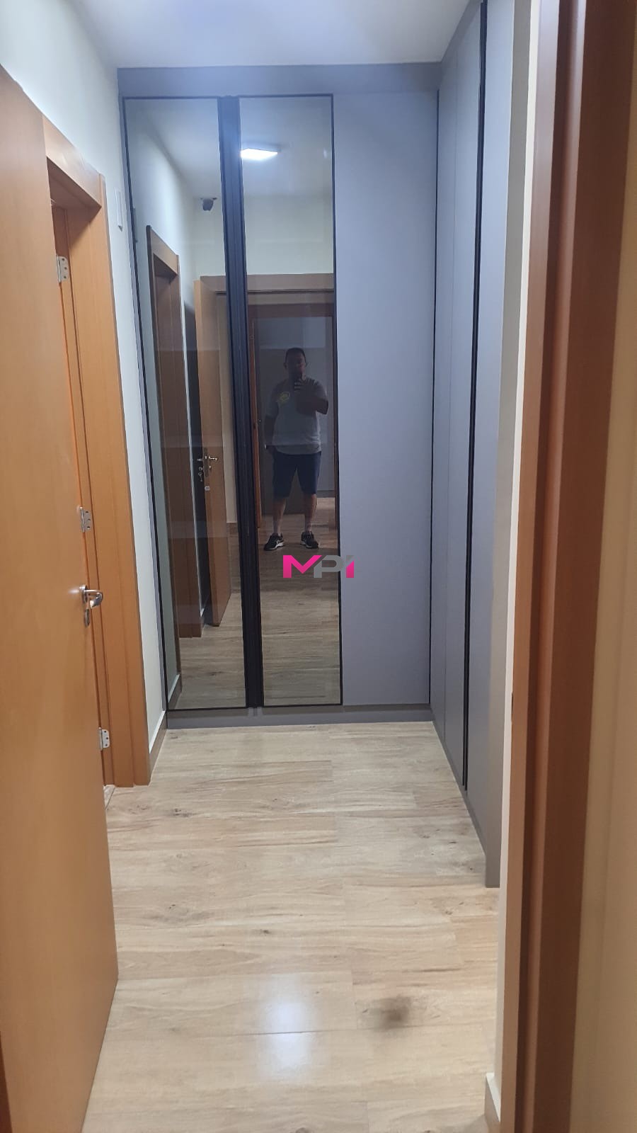 Apartamento à venda com 3 quartos, 105m² - Foto 3