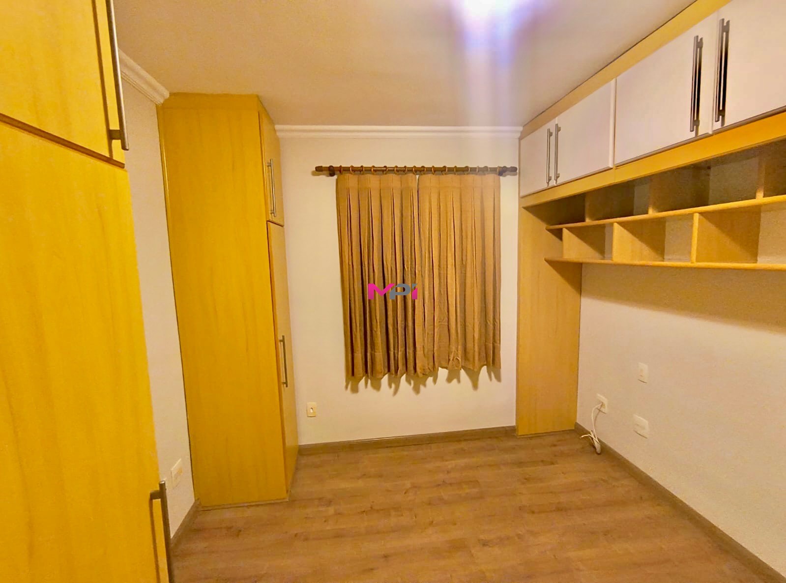 Apartamento para alugar com 2 quartos, 87m² - Foto 11