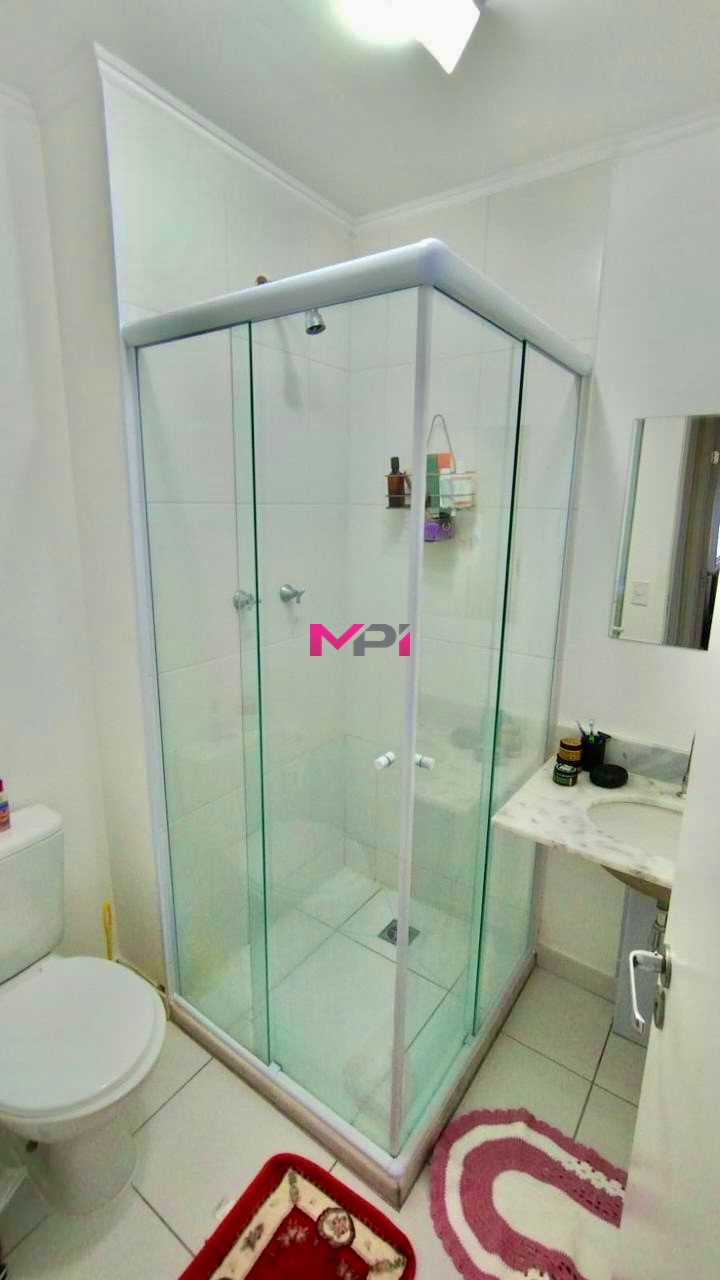 Apartamento à venda com 2 quartos, 67m² - Foto 3