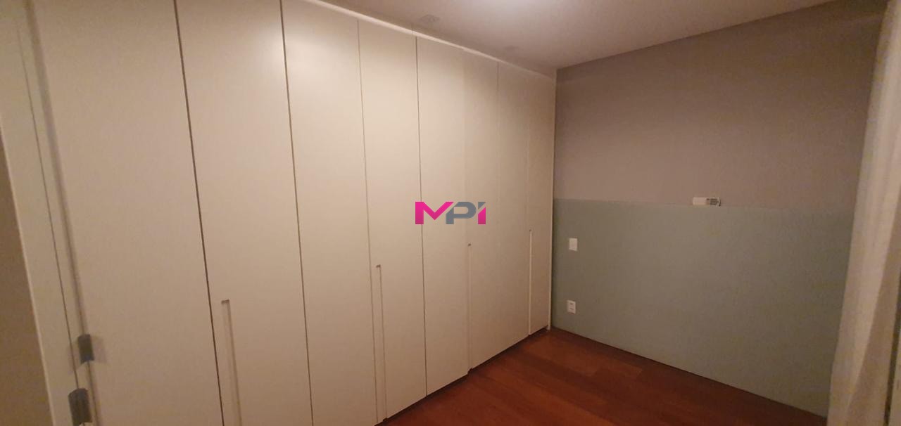 Apartamento para alugar com 3 quartos, 323m² - Foto 30