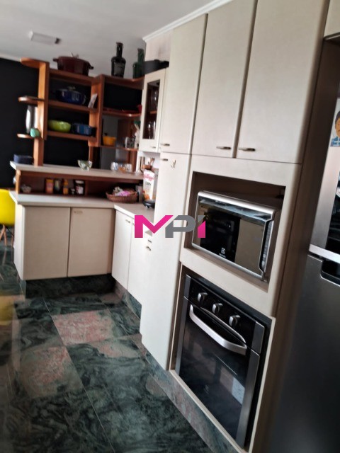 Apartamento à venda com 4 quartos, 230m² - Foto 8