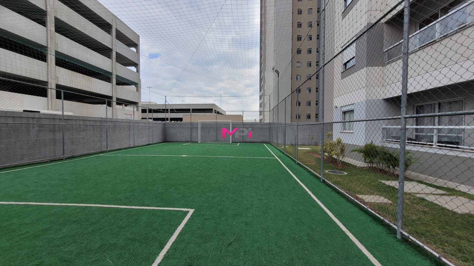 Apartamento à venda com 2 quartos, 44m² - Foto 11