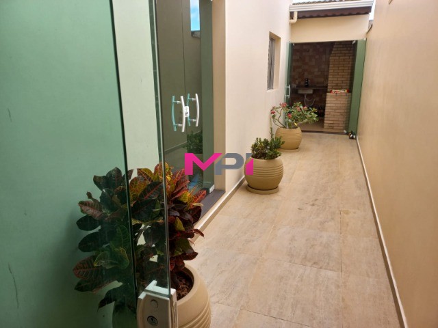 Casa à venda com 3 quartos, 214m² - Foto 25