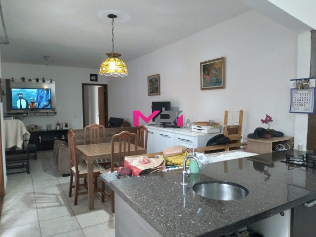 Casa à venda com 3 quartos, 109m² - Foto 2