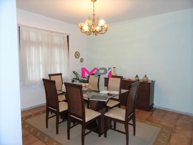 Casa à venda com 3 quartos, 390m² - Foto 7