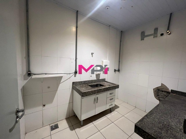 Depósito-Galpão-Armazém para alugar, 630m² - Foto 11