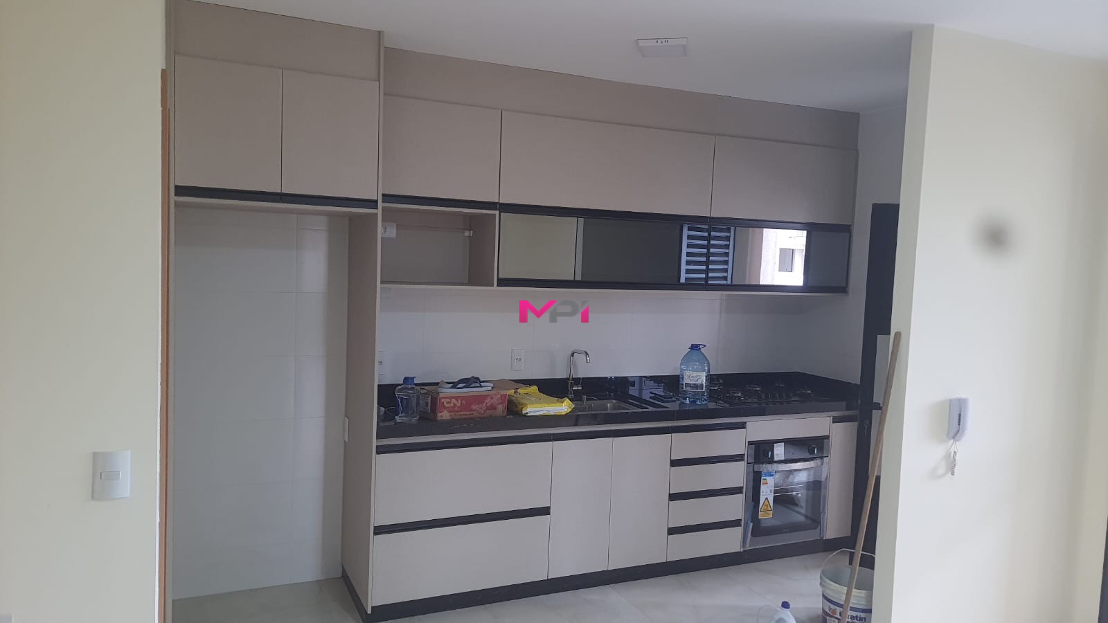 Apartamento à venda com 3 quartos, 105m² - Foto 6
