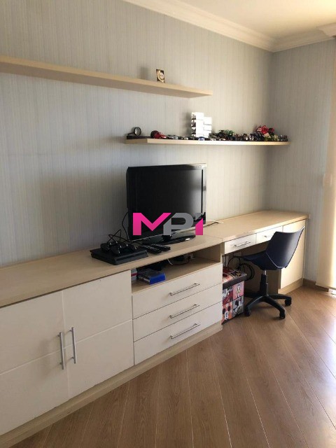 Apartamento à venda com 3 quartos, 184m² - Foto 23