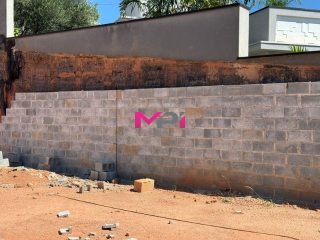 Terreno à venda, 715m² - Foto 3