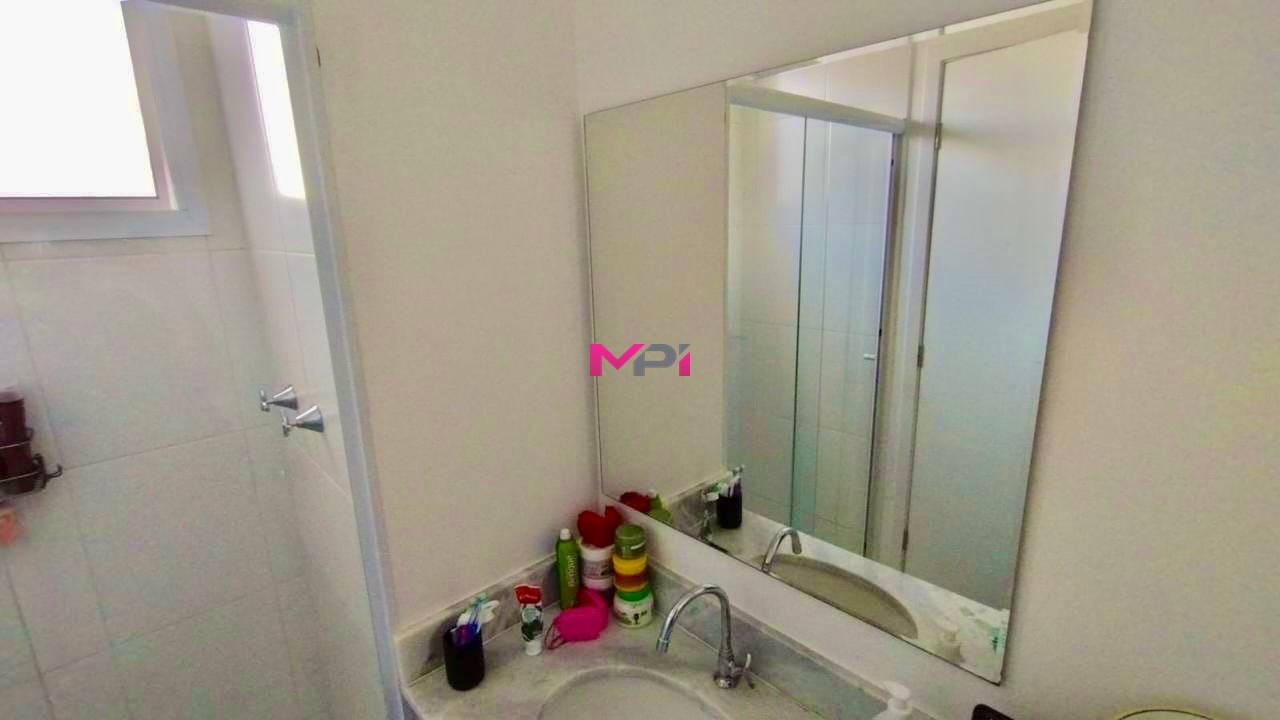 Apartamento à venda com 2 quartos, 67m² - Foto 5