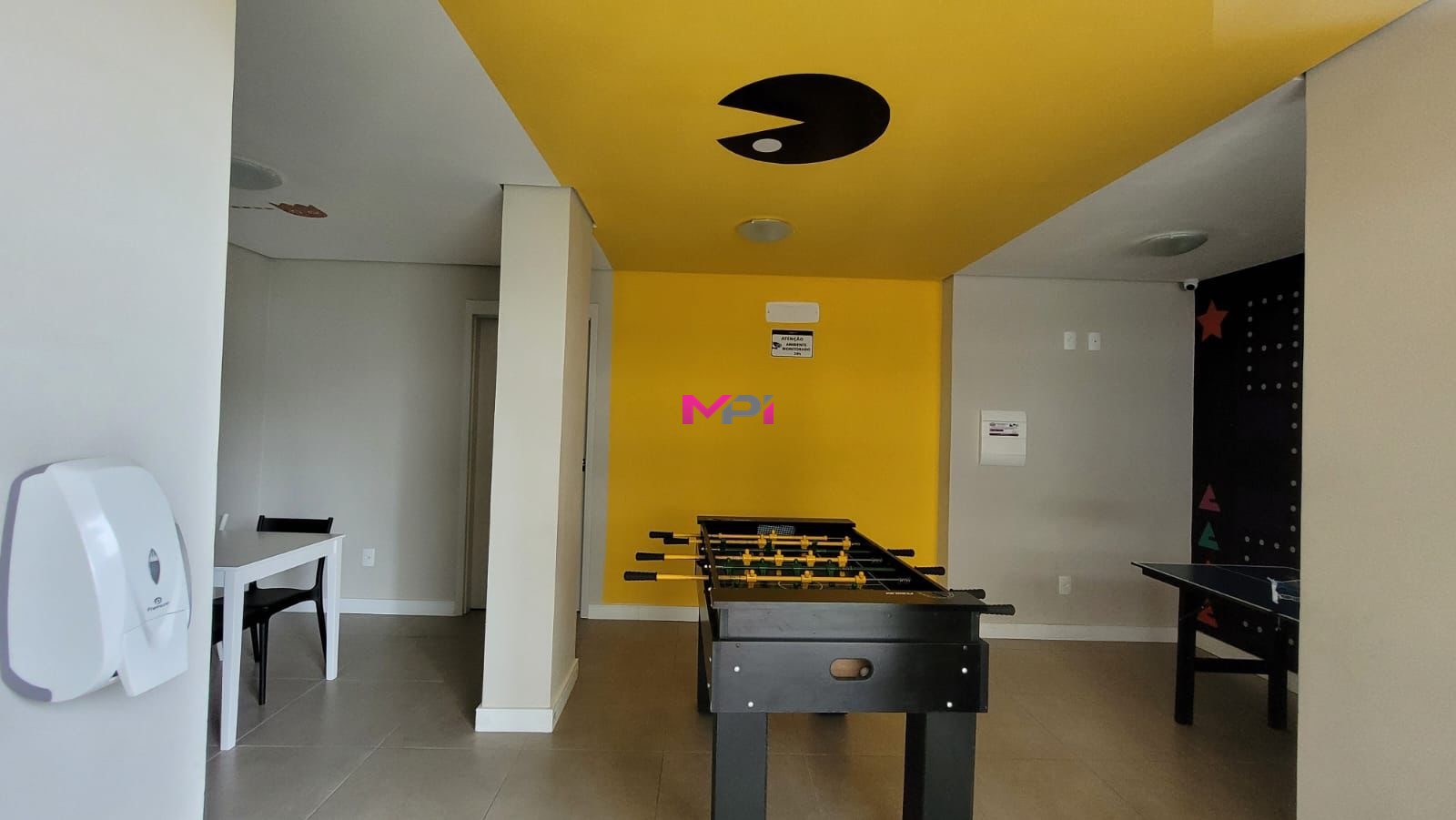 Apartamento à venda com 2 quartos, 44m² - Foto 13