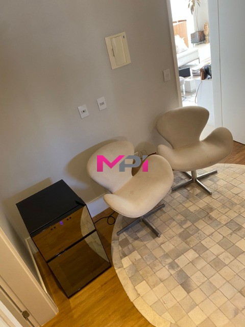 Apartamento à venda com 3 quartos, 189m² - Foto 13