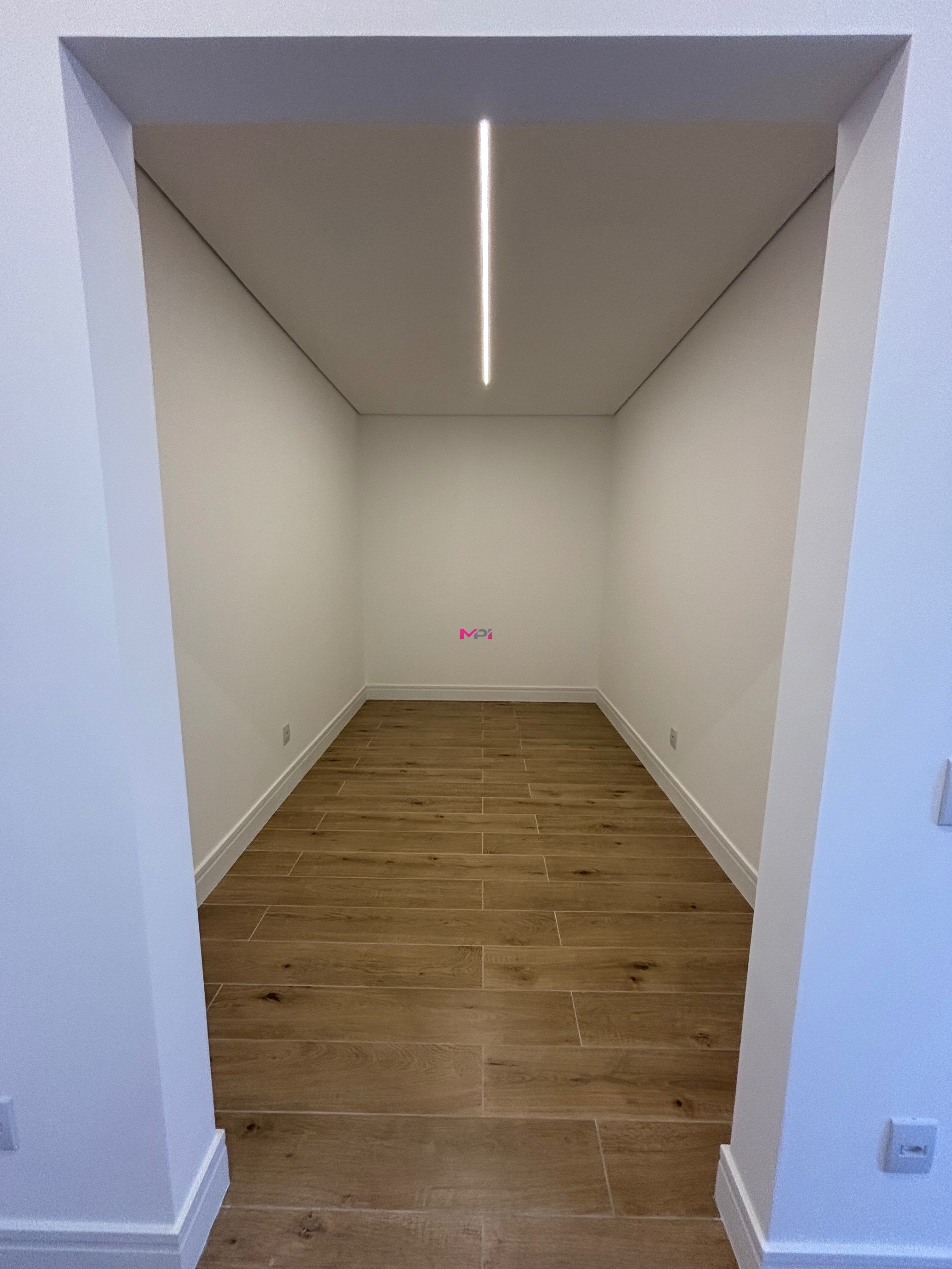 Casa de Condomínio à venda com 3 quartos, 432m² - Foto 22