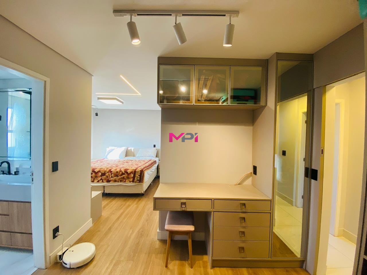 Apartamento à venda com 3 quartos, 166m² - Foto 21