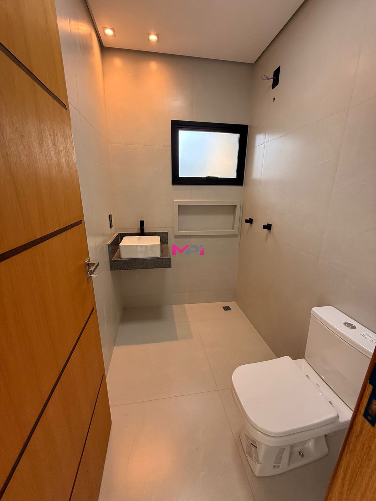 Casa à venda com 3 quartos, 83m² - Foto 15