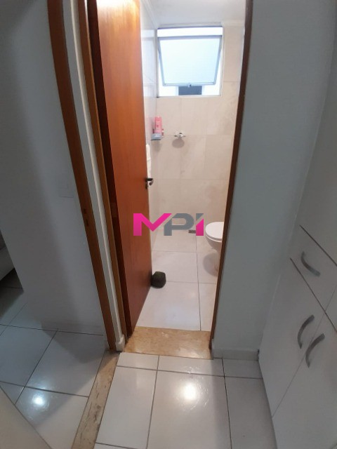 Apartamento à venda com 2 quartos, 56m² - Foto 19