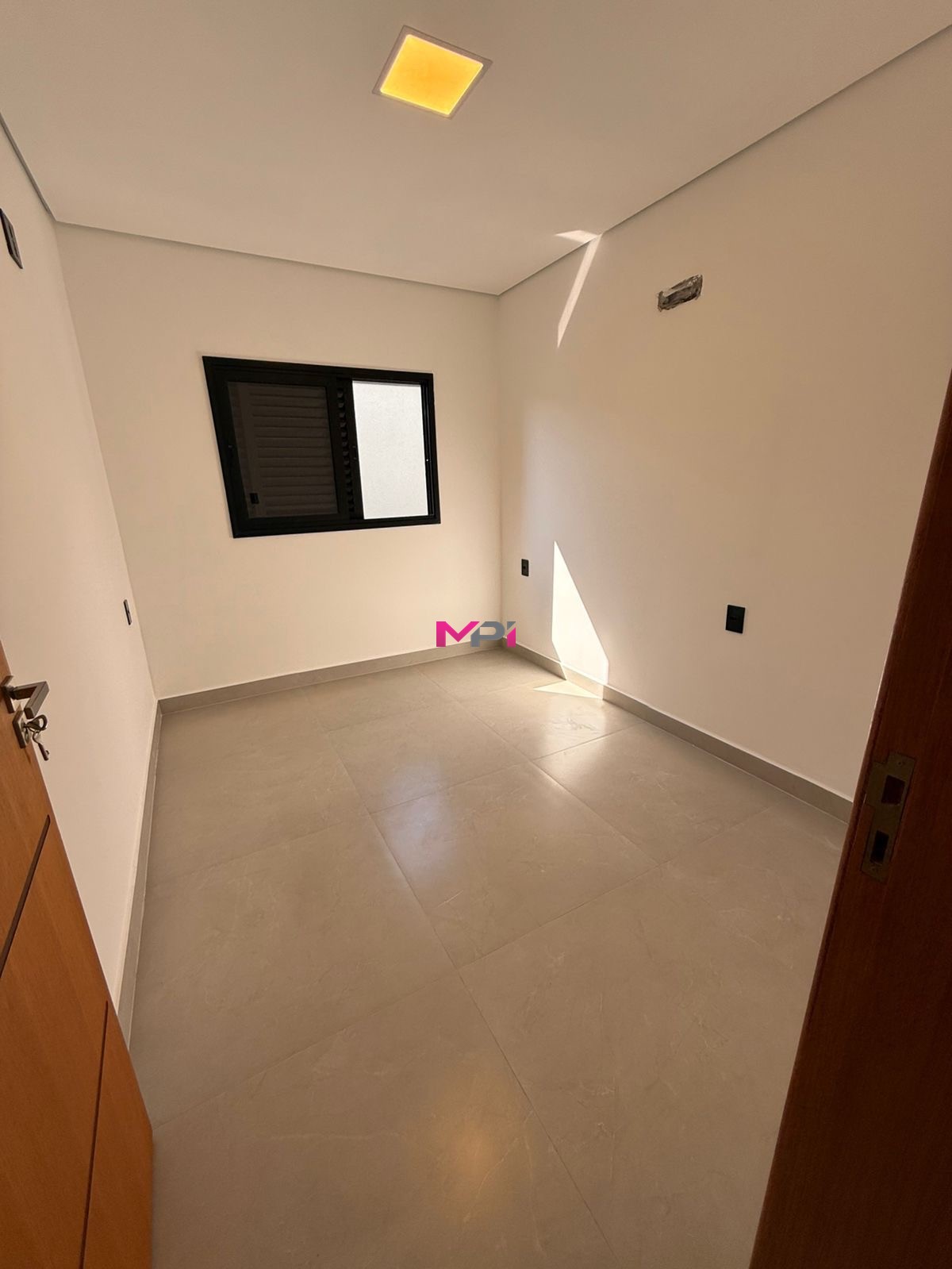 Casa à venda com 3 quartos, 83m² - Foto 17
