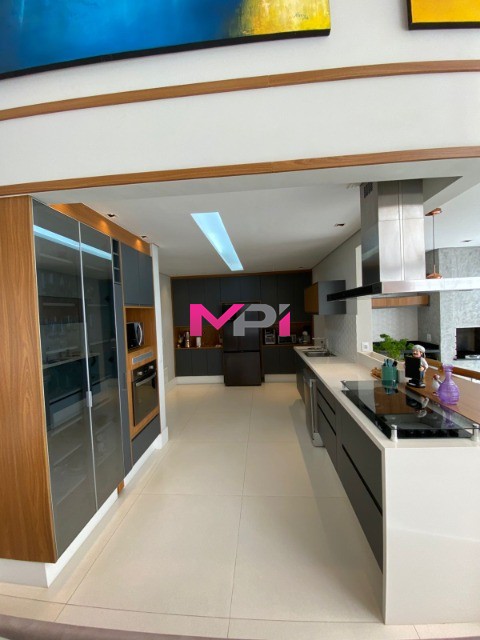 Apartamento à venda com 3 quartos, 189m² - Foto 7