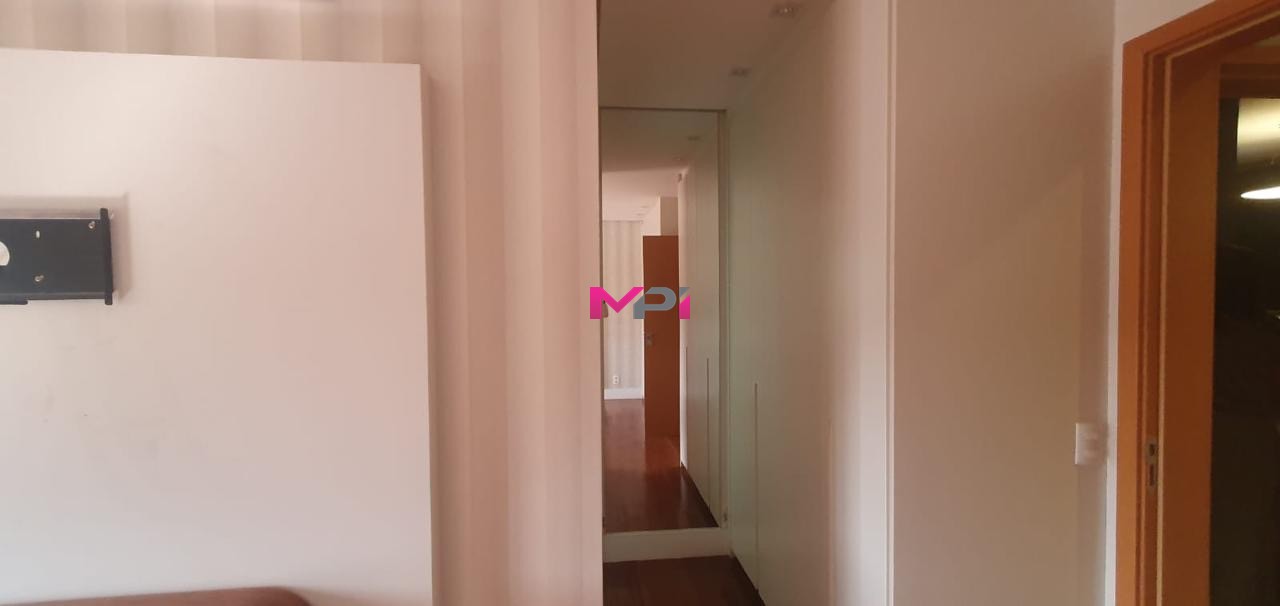 Apartamento para alugar com 3 quartos, 323m² - Foto 18