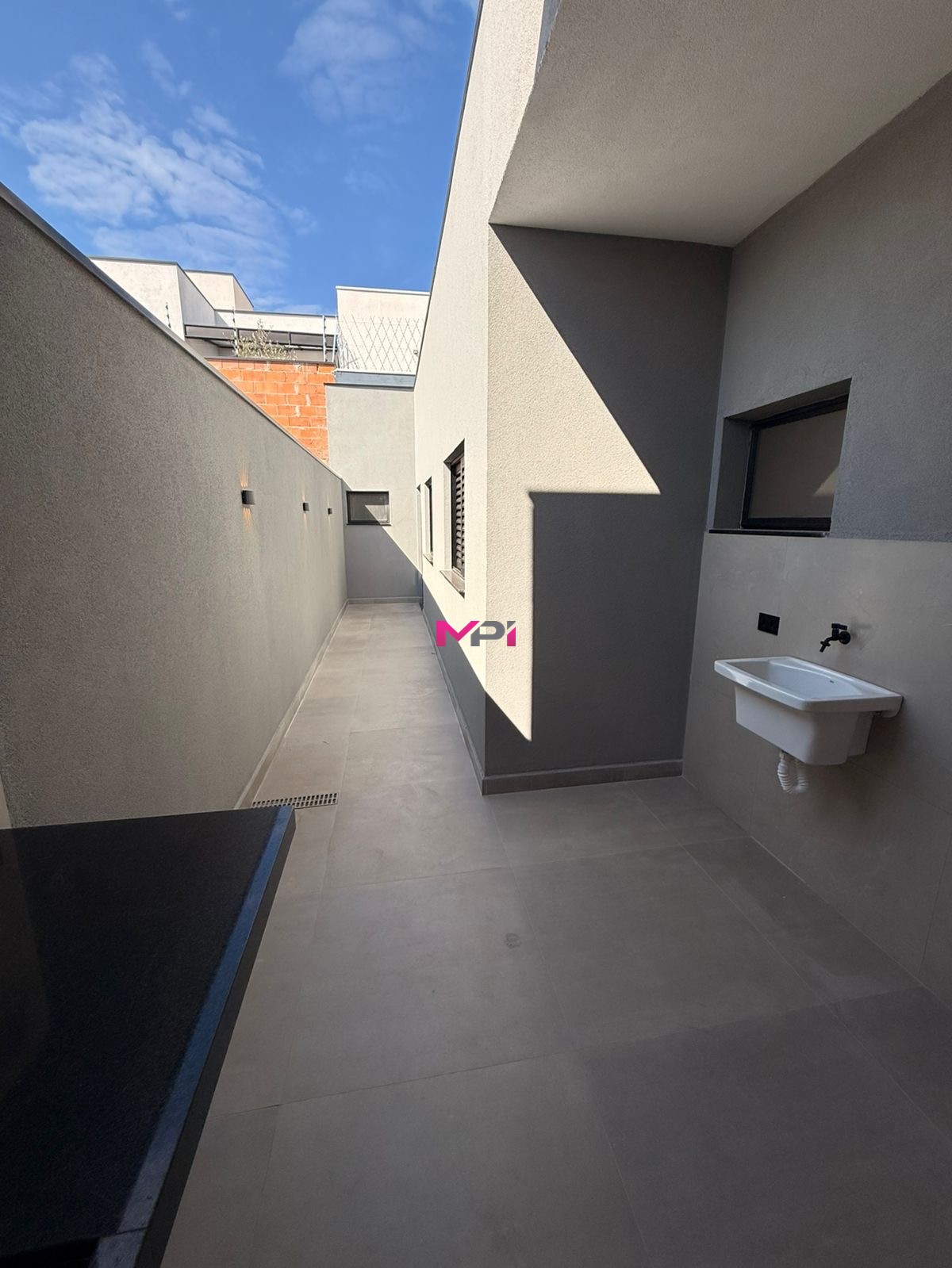 Casa à venda com 3 quartos, 83m² - Foto 12