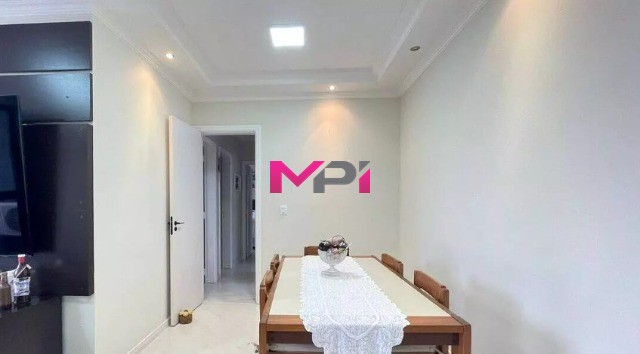 Apartamento à venda com 3 quartos, 82m² - Foto 3