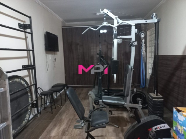 Casa à venda com 3 quartos, 214m² - Foto 18