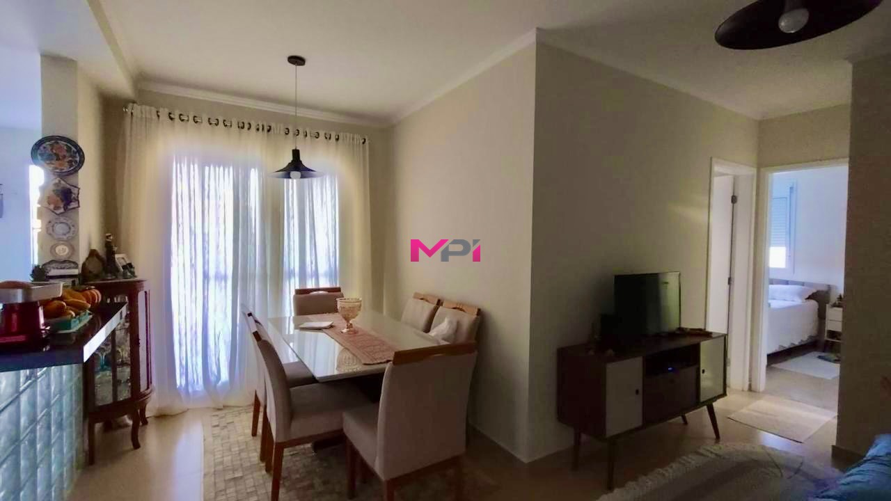 Apartamento à venda com 2 quartos, 67m² - Foto 2