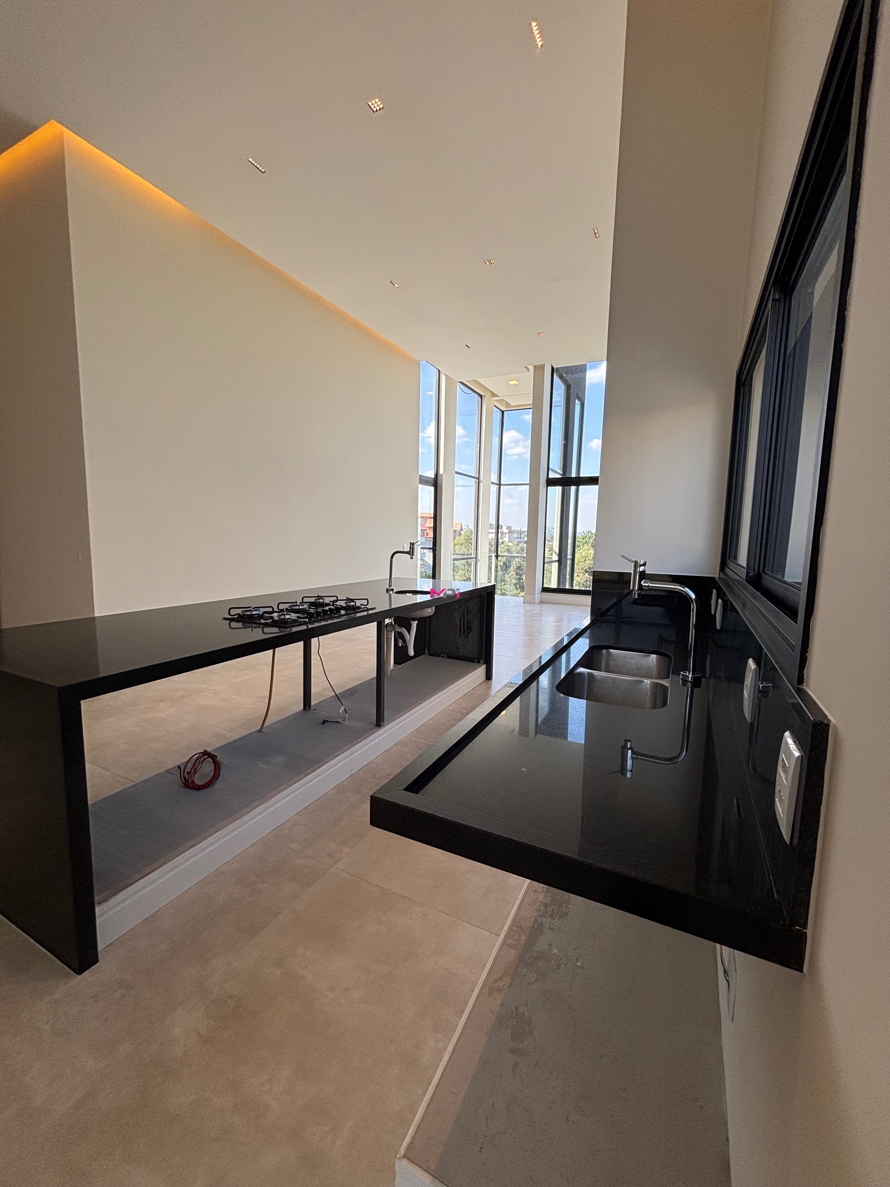 Casa de Condomínio à venda com 3 quartos, 432m² - Foto 9