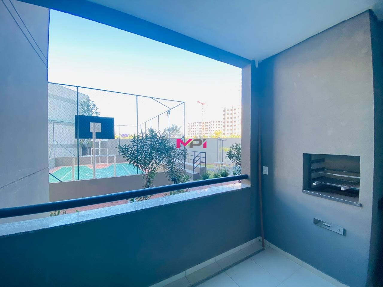 Apartamento para alugar com 3 quartos, 102m² - Foto 5