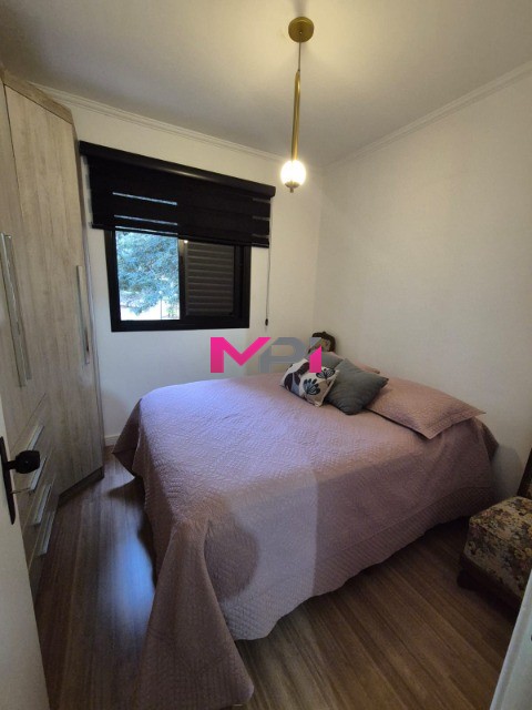 Apartamento à venda com 3 quartos, 75m² - Foto 11