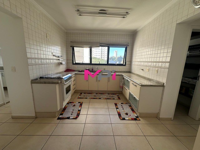 Apartamento à venda com 3 quartos, 170m² - Foto 28