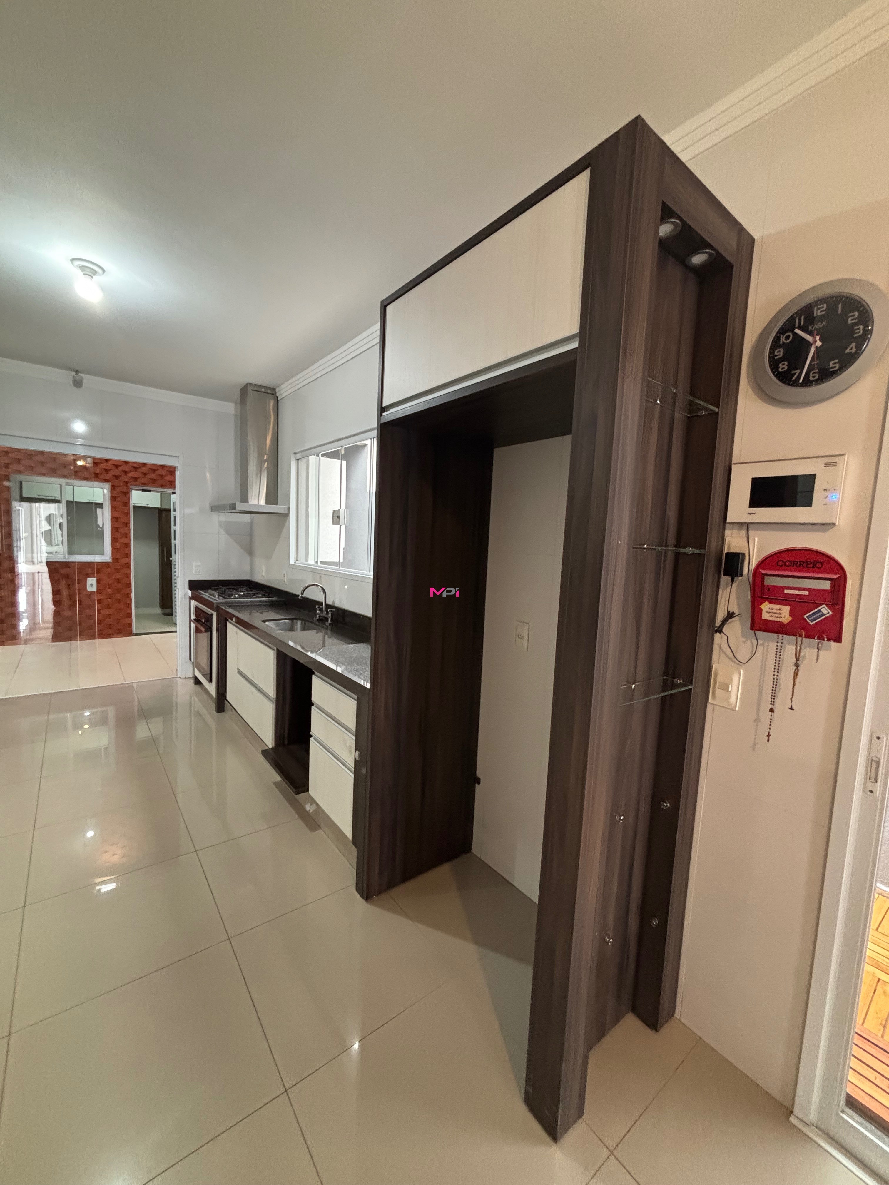 Casa à venda com 3 quartos, 171m² - Foto 16